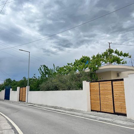 Blossom Apartments Vlorë エクステリア 写真