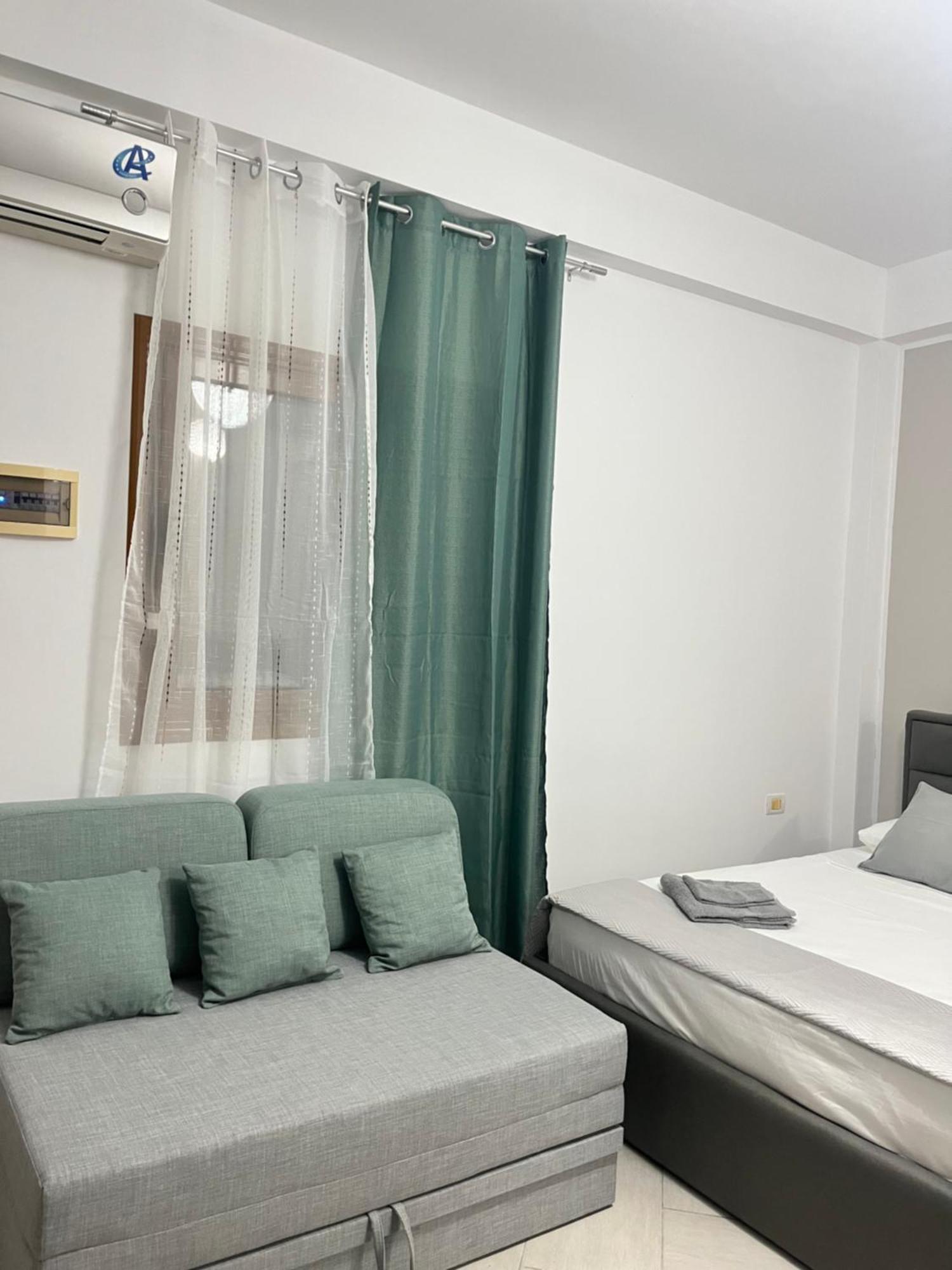 Blossom Apartments Vlorë エクステリア 写真