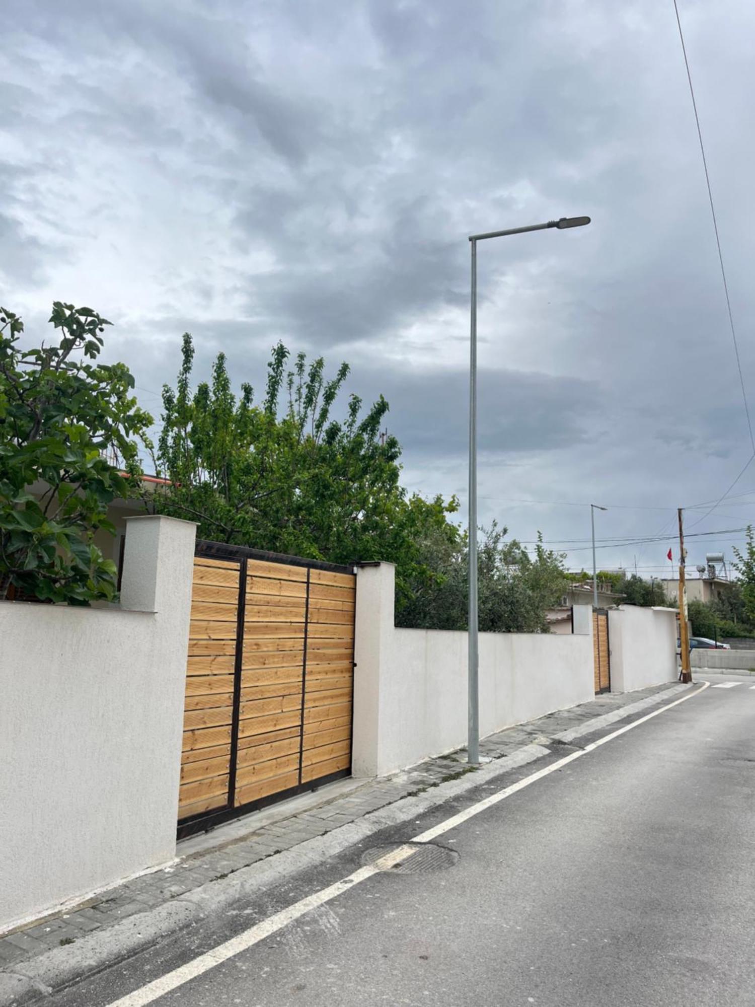 Blossom Apartments Vlorë エクステリア 写真